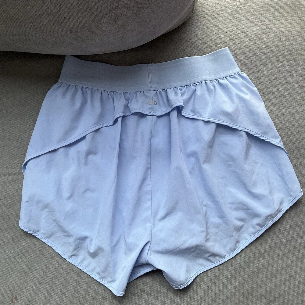 Alo Yoga Match Point Short Seashell Blue S